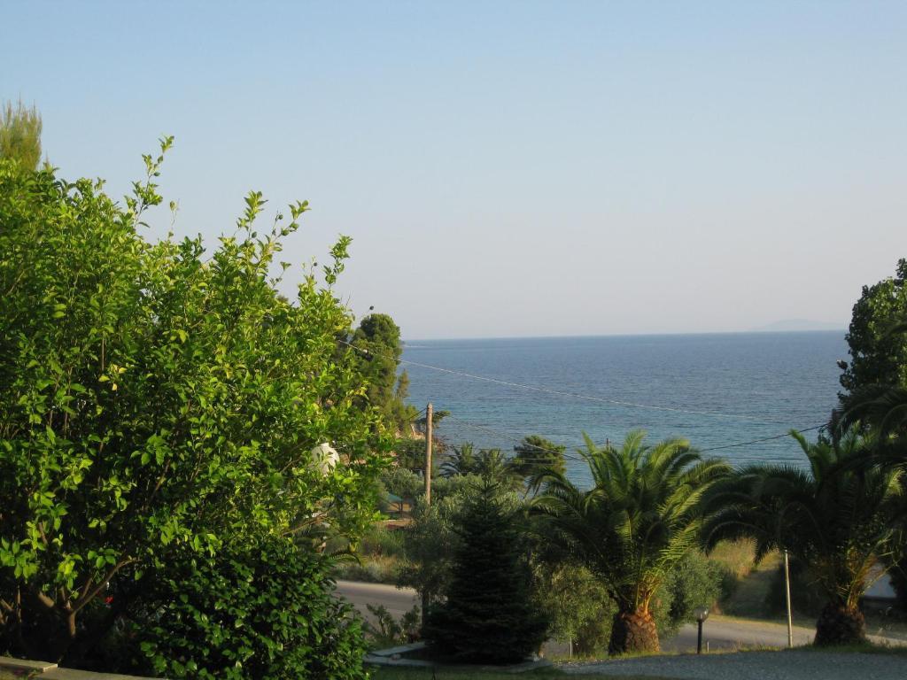 Helios Land Apartment *