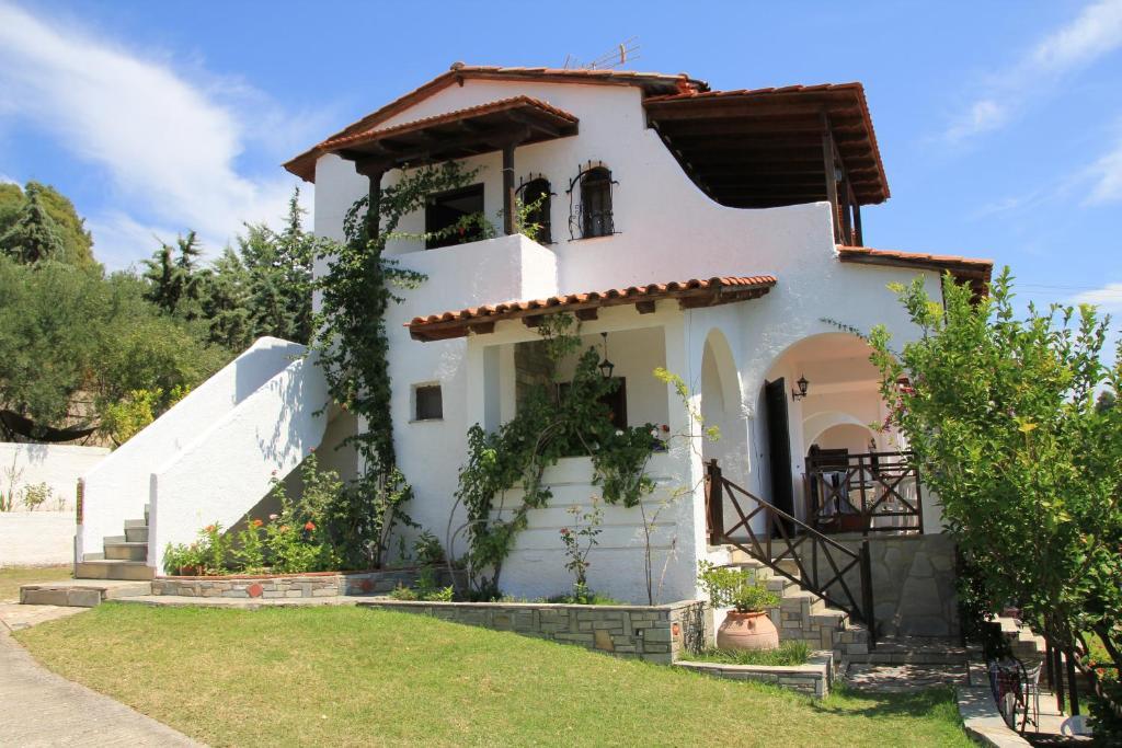 Helios Land Apartment